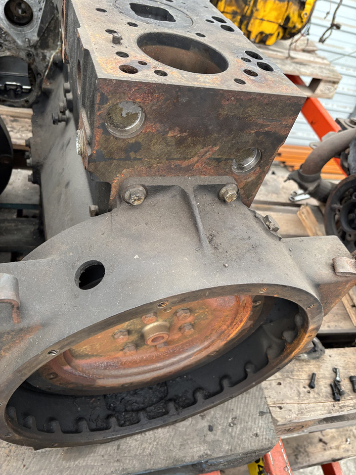 Zamajac za Poljoprivredna mašina Perkins 1004 1004-40T Silnik Blok Silnika Koło Zamachowe Wał CZĘŚCI: slika 9 Zamajac za Poljoprivredna mašina Perkins 1004 1004-40T Silnik Blok Silnika Koło Zamachowe Wał CZĘŚCI: slika 9