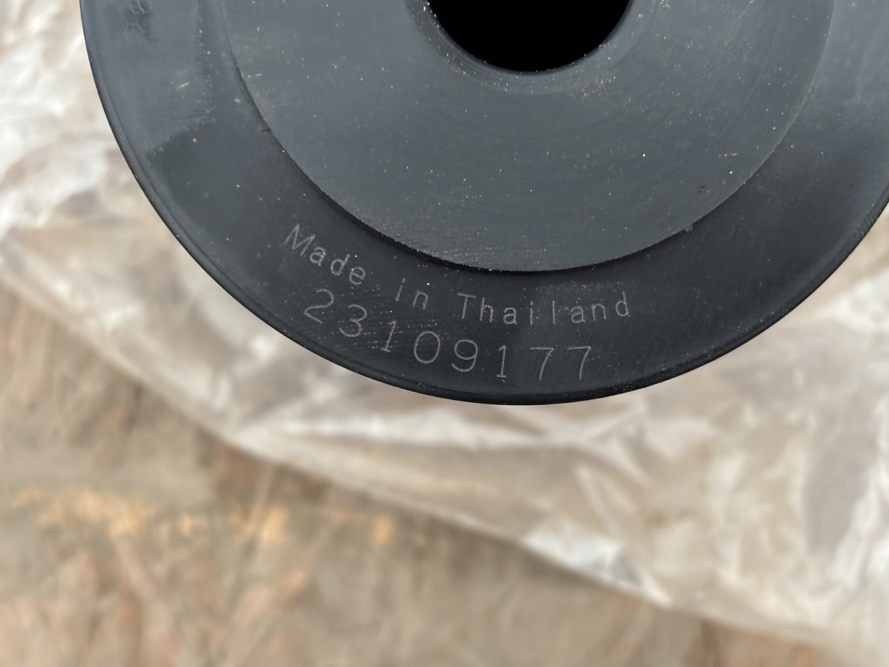 VOLVO 23109177 Filtr Oleju NOWY - Filter za ulje za Kamion: slika 2 VOLVO 23109177 Filtr Oleju NOWY - Filter za ulje za Kamion: slika 2