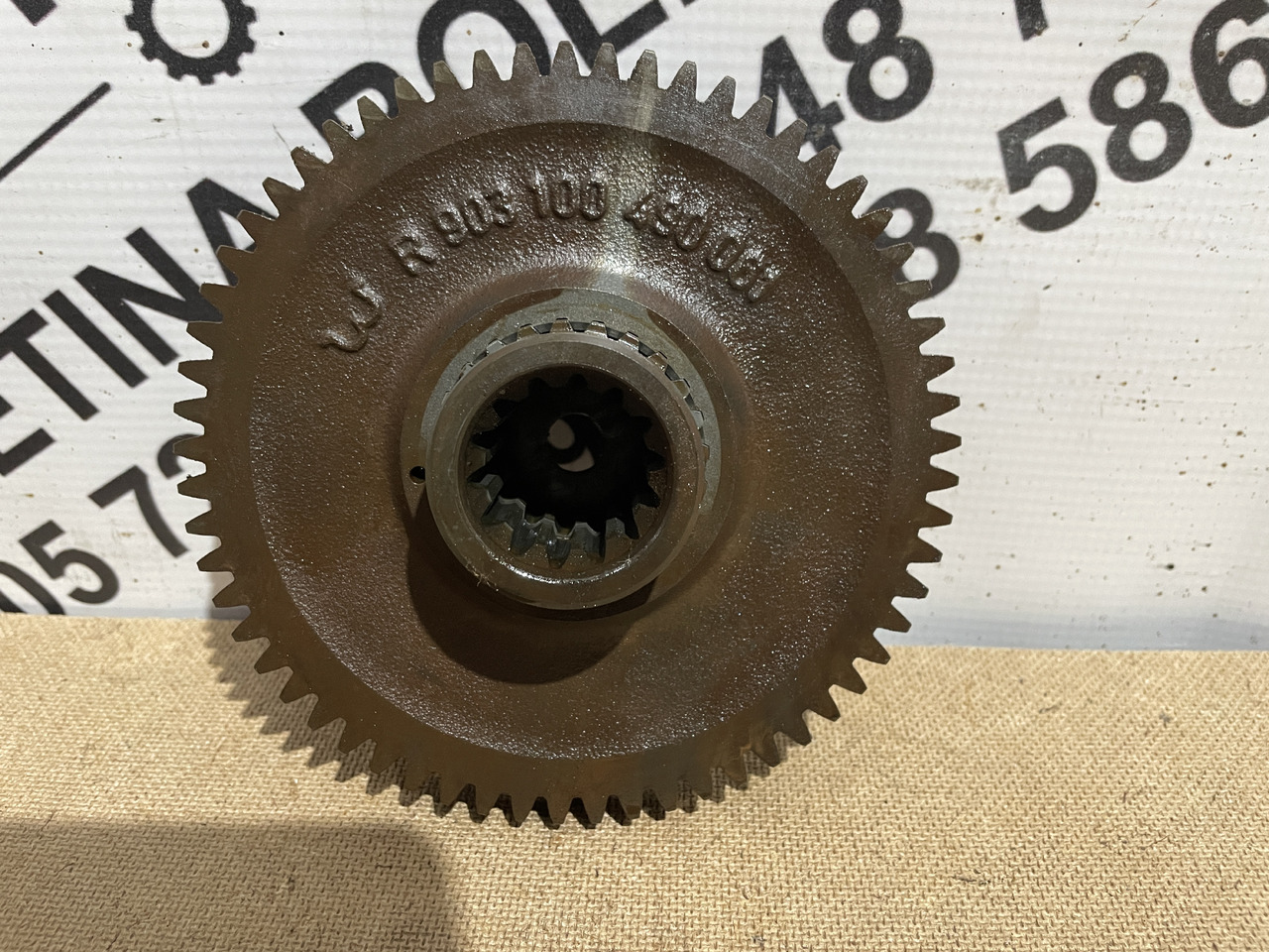 Valtra S354 Massey 8480 - skrzynia biegów - koło zębate walcowe 903100490061 - Menjač za Poljoprivredna mašina: slika 1 Valtra S354 Massey 8480 - skrzynia biegów - koło zębate walcowe 903100490061 - Menjač za Poljoprivredna mašina: slika 1