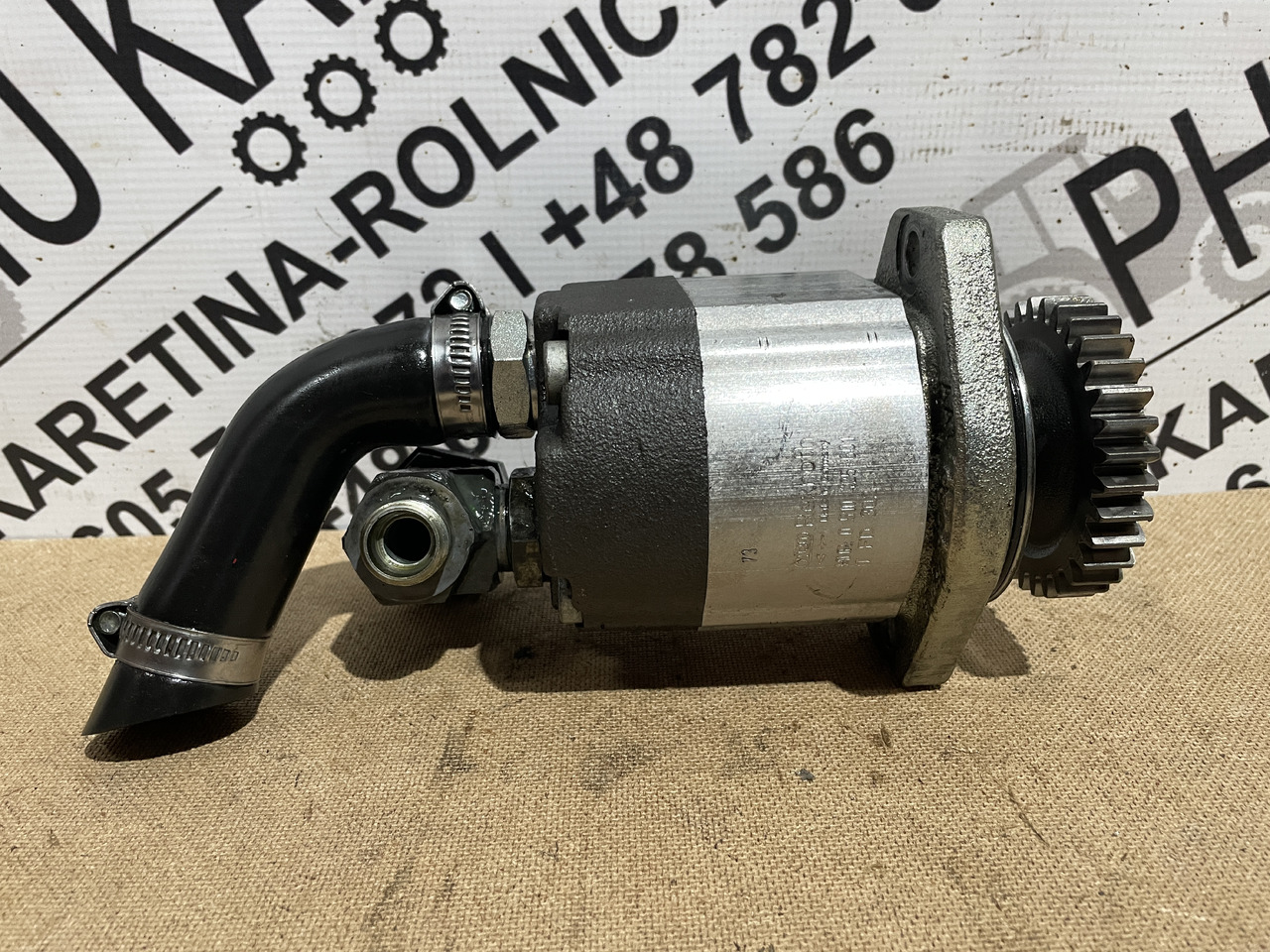 Valtra S354 Massey 8480 - skrzynia biegów - pompa hydrauliczna Rexroth G931941102010 0510425601 - Hidraulična pumpa za Poljoprivredna mašina: slika 1 Valtra S354 Massey 8480 - skrzynia biegów - pompa hydrauliczna Rexroth G931941102010 0510425601 - Hidraulična pumpa za Poljoprivredna mašina: slika 1