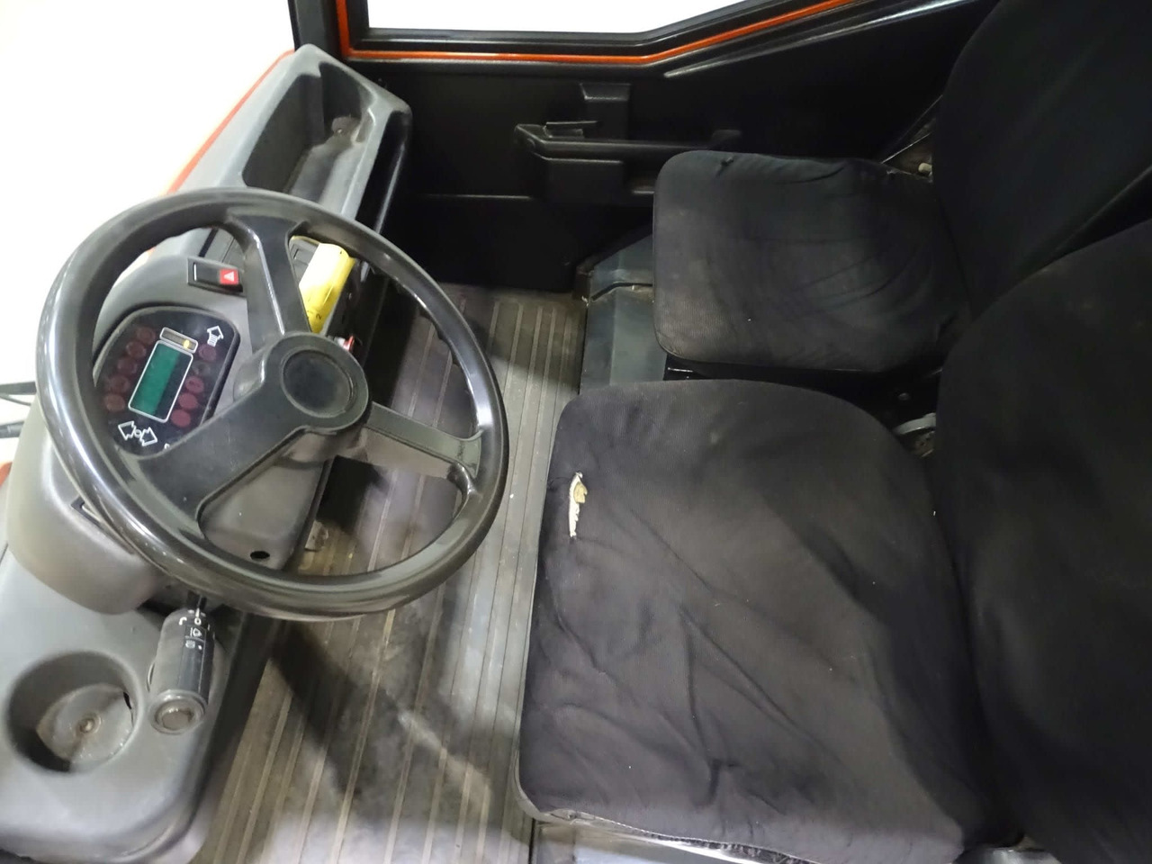 Linde P250 - Vučno vozilo: slika 3 Linde P250 - Vučno vozilo: slika 3