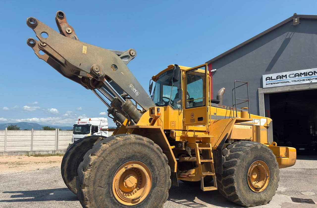 Pala gommata Volvo L 220 - Utovarivač točkaš: slika 2 Pala gommata Volvo L 220 - Utovarivač točkaš: slika 2