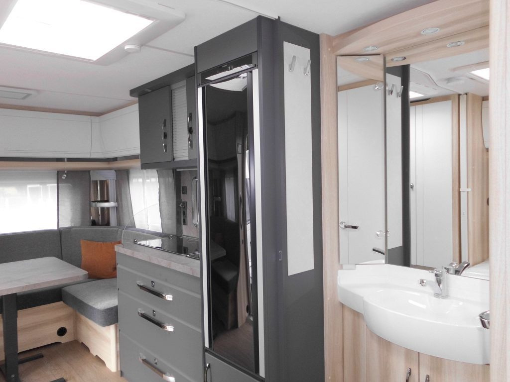 Lizing  Hobby De Luxe 460 UFe 2026 1500kg. Ambiente Hobby De Luxe 460 UFe 2026 1500kg. Ambiente: slika 14