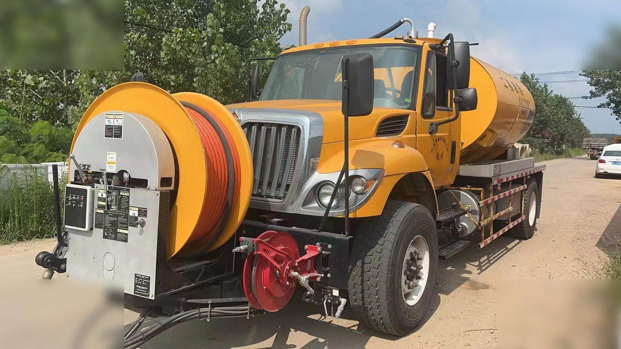 2017 VACTOR RAMJET - Vakuumska cisterna: slika 1 2017 VACTOR RAMJET - Vakuumska cisterna: slika 1