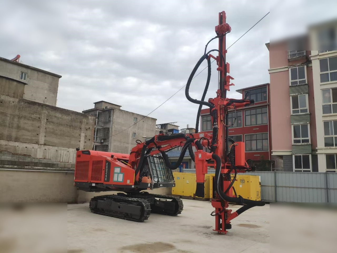 2022 SANDVIK DX800 - Veliki kamon za bušenje: slika 4 2022 SANDVIK DX800 - Veliki kamon za bušenje: slika 4