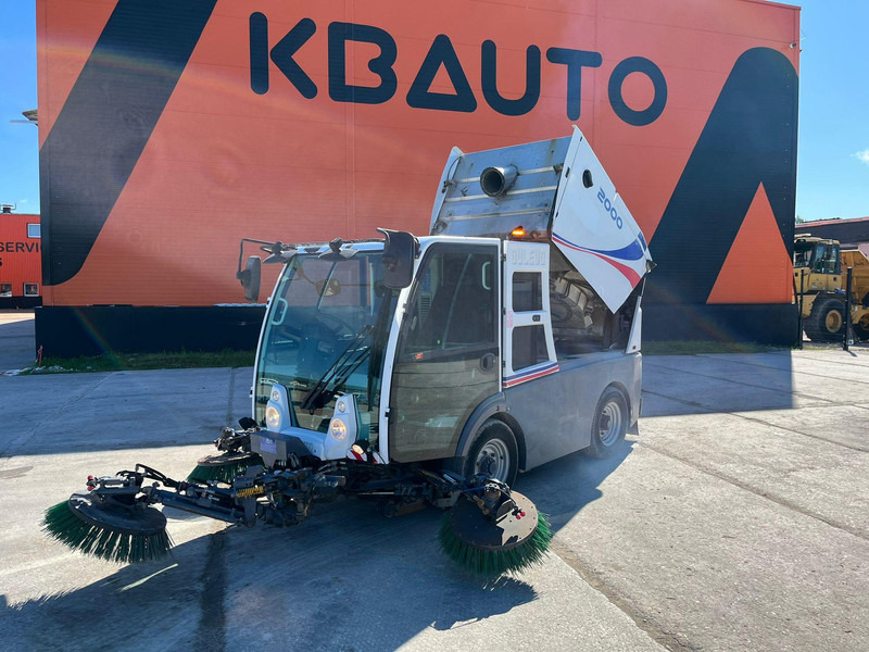 Dulevo 2000 SKY FIRST REGISTRATION 09.2015 - Autočistilica: slika 2 Dulevo 2000 SKY FIRST REGISTRATION 09.2015 - Autočistilica: slika 2