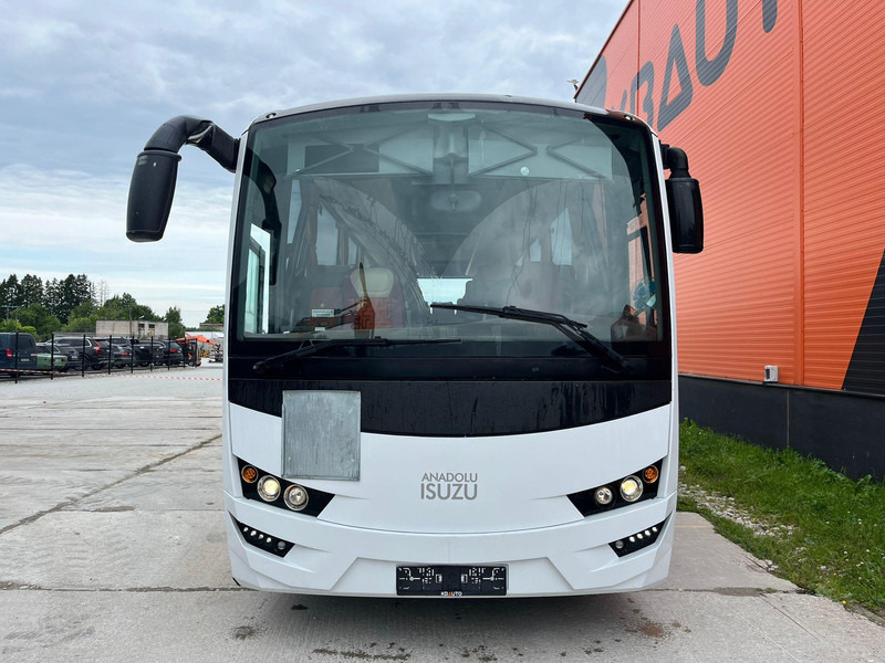 Isuzu Visigo 4x2 EURO 6 / 41 SEATS / AC - Turistički autobus: slika 2 Isuzu Visigo 4x2 EURO 6 / 41 SEATS / AC - Turistički autobus: slika 2