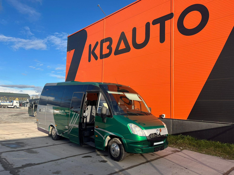 Iveco Indcar Wing 4x2 23 SEATS / AC / WEBASTO - Minibus, Putnički kombi: slika 1 Iveco Indcar Wing 4x2 23 SEATS / AC / WEBASTO - Minibus, Putnički kombi: slika 1