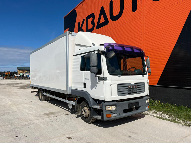 MAN TGL 12.240 4x2 BOX L=6812 mm - Kamion sa zatvorenim sandukom: slika 3 MAN TGL 12.240 4x2 BOX L=6812 mm - Kamion sa zatvorenim sandukom: slika 3
