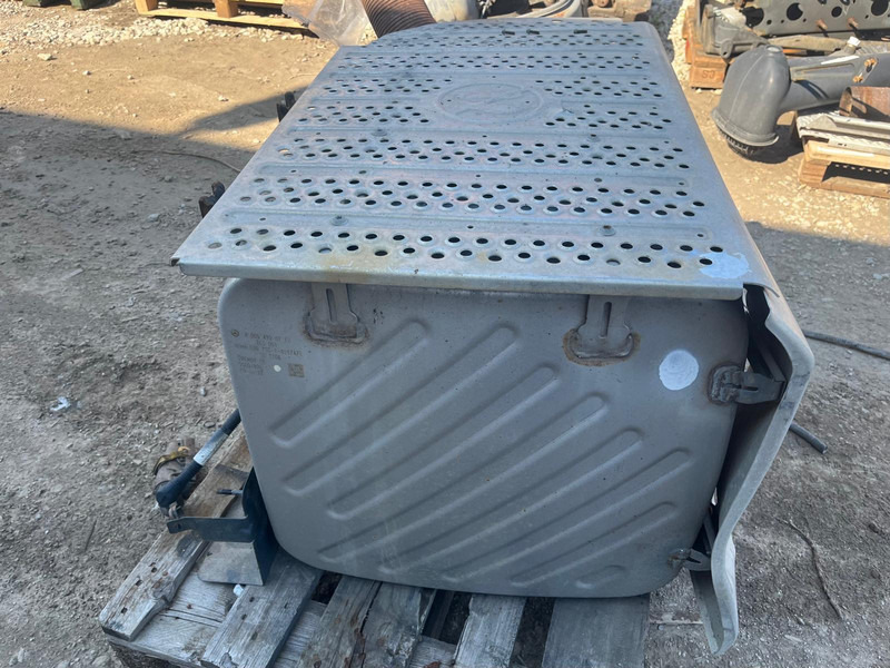 Mercedes-Benz ACTROS MP4 KATALYSATOR A0054900712 - Katalizator za Kamion: slika 3 Mercedes-Benz ACTROS MP4 KATALYSATOR A0054900712 - Katalizator za Kamion: slika 3