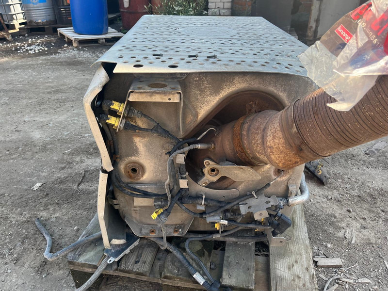 Mercedes-Benz ACTROS MP4 KATALYSATOR A0054900712 - Katalizator za Kamion: slika 4 Mercedes-Benz ACTROS MP4 KATALYSATOR A0054900712 - Katalizator za Kamion: slika 4