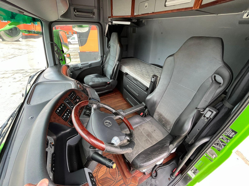 Kamion sa golom šasijom i zatvorenom kabinom Mercedes-Benz Actros 1832 4x2 V6 ENGINE / CHASSIS L=7100 mm: slika 20 Kamion sa golom šasijom i zatvorenom kabinom Mercedes-Benz Actros 1832 4x2 V6 ENGINE / CHASSIS L=7100 mm: slika 20