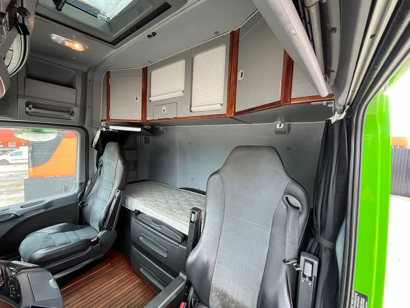 Kamion sa golom šasijom i zatvorenom kabinom Mercedes-Benz Actros 1832 4x2 V6 ENGINE / CHASSIS L=7100 mm: slika 16 Kamion sa golom šasijom i zatvorenom kabinom Mercedes-Benz Actros 1832 4x2 V6 ENGINE / CHASSIS L=7100 mm: slika 16