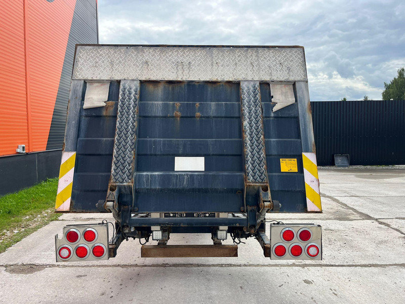 Kamion sa golom šasijom i zatvorenom kabinom Mercedes-Benz Actros 1832 4x2 V6 ENGINE / CHASSIS L=7100 mm: slika 7 Kamion sa golom šasijom i zatvorenom kabinom Mercedes-Benz Actros 1832 4x2 V6 ENGINE / CHASSIS L=7100 mm: slika 7