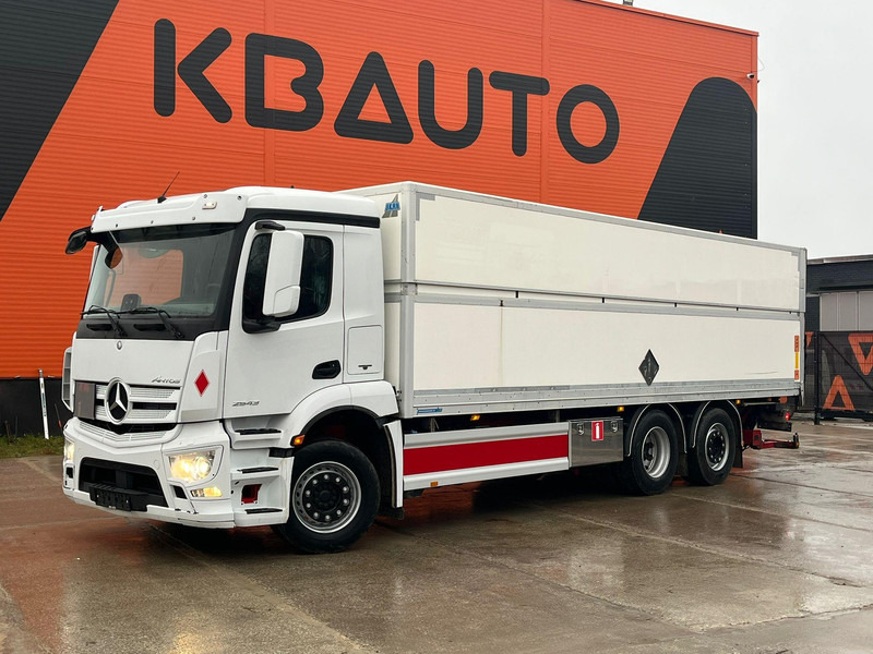 Mercedes-Benz Antos 2543 6x2*4 LIFTABLE BOX ROOF / BOX L=7773 mm - Kamion sa zatvorenim sandukom: slika 1 Mercedes-Benz Antos 2543 6x2*4 LIFTABLE BOX ROOF / BOX L=7773 mm - Kamion sa zatvorenim sandukom: slika 1