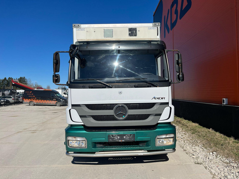 Mercedes-Benz Axor 1829 4x2 BOX L=8474 mm - Kamion sa zatvorenim sandukom: slika 3 Mercedes-Benz Axor 1829 4x2 BOX L=8474 mm - Kamion sa zatvorenim sandukom: slika 3