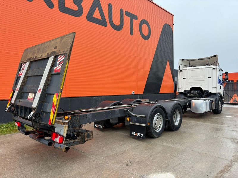 Kamion sa golom šasijom i zatvorenom kabinom Scania G 420 6x2*4 CHASSIS L=9940 mm: slika 6