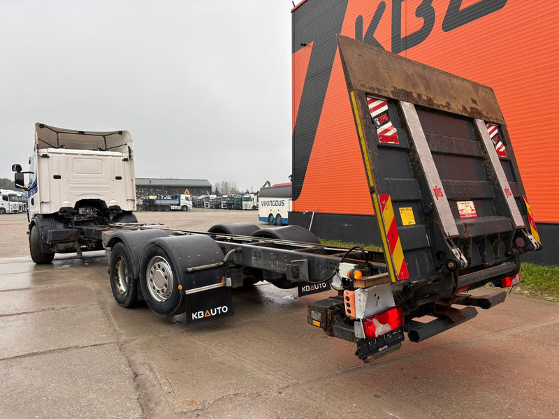 Kamion sa golom šasijom i zatvorenom kabinom Scania G 420 6x2*4 CHASSIS L=9940 mm: slika 8