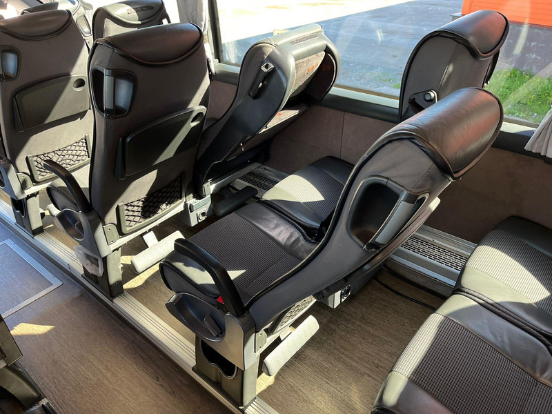 Prigradski autobus Scania K 450 6x2*4 Interlink 55 SEATS / AC / AUXILIARY HEATING / WHEELCHAIR LIFT / WC: slika 13