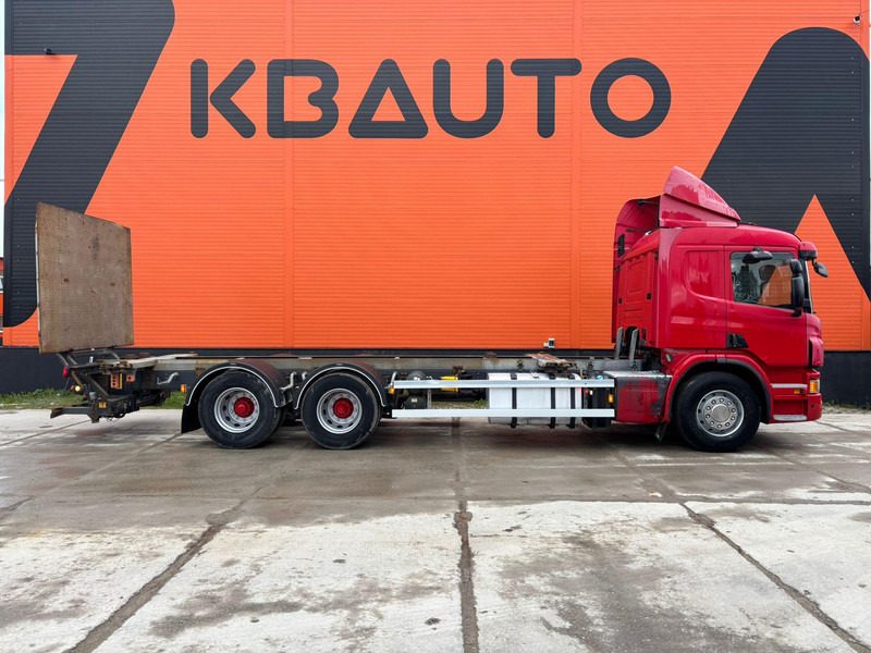 Scania P 440 6x2 FOR SALE AS CHASSIS / RETARDER / CHASSIS L=7741 mm - Kamion sa golom šasijom i zatvorenom kabinom: slika 5 Scania P 440 6x2 FOR SALE AS CHASSIS / RETARDER / CHASSIS L=7741 mm - Kamion sa golom šasijom i zatvorenom kabinom: slika 5