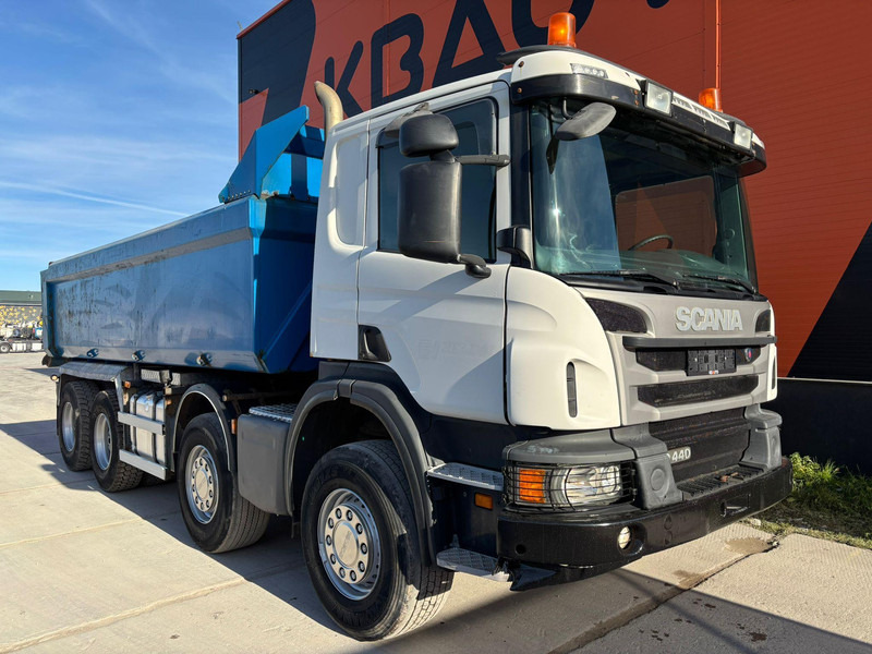 Scania P 440 8x4 RETARDER / FULL STEEL / BOX L=5850 mm - Istovarivač: slika 4 Scania P 440 8x4 RETARDER / FULL STEEL / BOX L=5850 mm - Istovarivač: slika 4