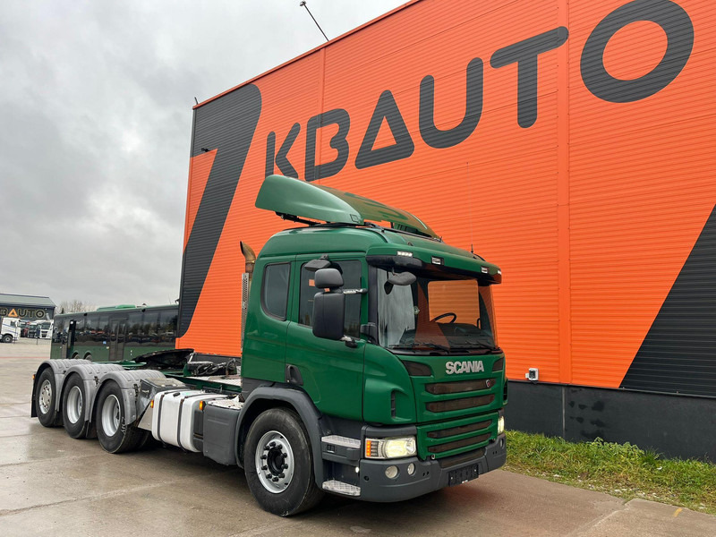 Scania P 450 8x4*4 FOR SALE AS CHASSIS / HYDRAULICS - Kamion sa golom šasijom i zatvorenom kabinom: slika 4 Scania P 450 8x4*4 FOR SALE AS CHASSIS / HYDRAULICS - Kamion sa golom šasijom i zatvorenom kabinom: slika 4