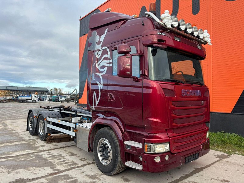 Scania R 490 6x2*4 UNDERBODY SCRAPER / RETARDER / PALIFT L=5400 mm - Kamion sa hidrauličnom kukom: slika 4 Scania R 490 6x2*4 UNDERBODY SCRAPER / RETARDER / PALIFT L=5400 mm - Kamion sa hidrauličnom kukom: slika 4