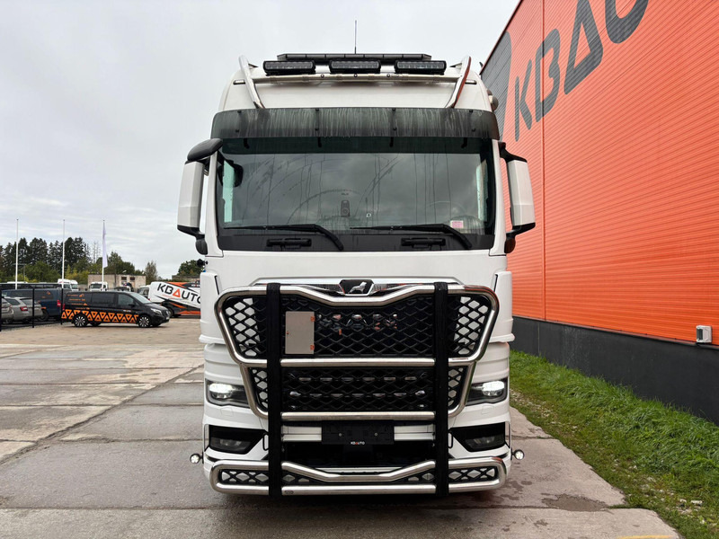 MAN TGX 28.580 6x2 TWIN BED GX CAB / INTARDER / DOUBLE BOGIE - Tegljač: slika 3 MAN TGX 28.580 6x2 TWIN BED GX CAB / INTARDER / DOUBLE BOGIE - Tegljač: slika 3