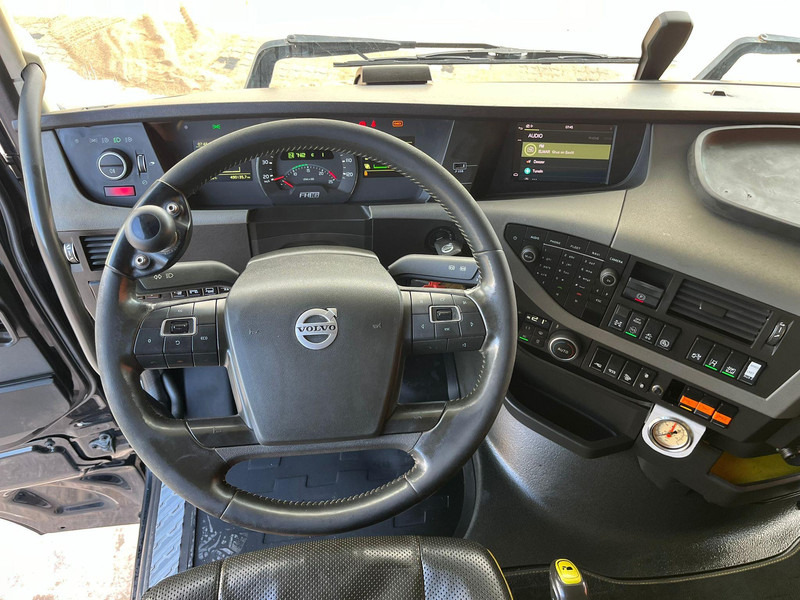 Lizing Volvo FH 16 750 8x4 GCW 90 ton / DOLLY / RETARDER Volvo FH 16 750 8x4 GCW 90 ton / DOLLY / RETARDER: slika 16 Lizing Volvo FH 16 750 8x4 GCW 90 ton / DOLLY / RETARDER Volvo FH 16 750 8x4 GCW 90 ton / DOLLY / RETARDER: slika 16