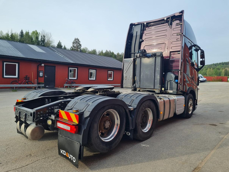 Volvo FH 540 6x4 GCW 100 ton / GLOBE XL / HYDRAULICS / TANDEM AXLE LIFT / HUB REDUCTION - Tegljač: slika 5 Volvo FH 540 6x4 GCW 100 ton / GLOBE XL / HYDRAULICS / TANDEM AXLE LIFT / HUB REDUCTION - Tegljač: slika 5