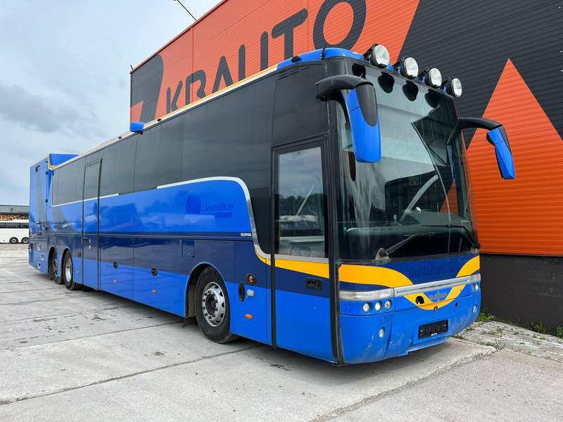Van Hool Scania K 400 T 9 6x2*4 WC / AC / WEBASTO / FRIDGE / LUGGAGE BOX WITH LIFT / WHEELCHAIR LIFT - Prigradski autobus: slika 2 Van Hool Scania K 400 T 9 6x2*4 WC / AC / WEBASTO / FRIDGE / LUGGAGE BOX WITH LIFT / WHEELCHAIR LIFT - Prigradski autobus: slika 2