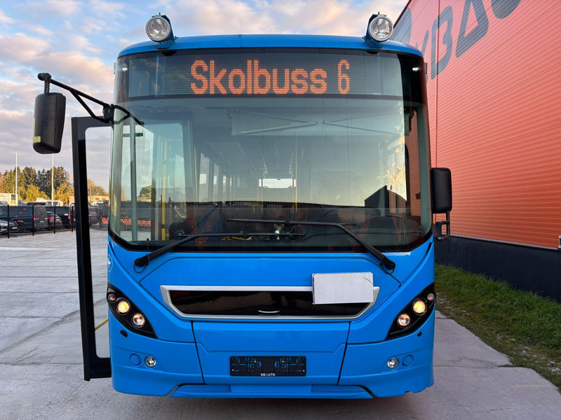 Volvo B7RLE 8900 48 SEATS + 28 STANDING / AC / AUXILIARY HEATER - Prigradski autobus: slika 2 Volvo B7RLE 8900 48 SEATS + 28 STANDING / AC / AUXILIARY HEATER - Prigradski autobus: slika 2