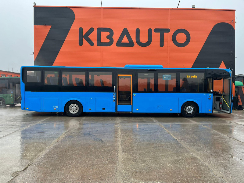 Prigradski autobus Volvo B7RLE 8900 4x2 48 SEATS + 28 STANDING / AC / AUXILIARY HEATER / WHEELCHAIR RAMP: slika 8 Prigradski autobus Volvo B7RLE 8900 4x2 48 SEATS + 28 STANDING / AC / AUXILIARY HEATER / WHEELCHAIR RAMP: slika 8