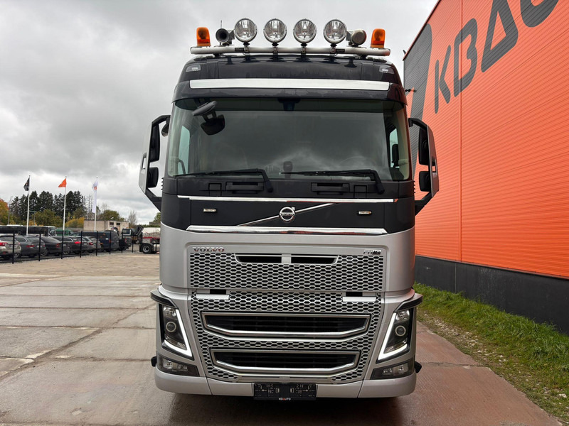 Volvo FH 16 650 8x4*4 PALFINGER PK 33002 EH / PLATFORM L=6779 mm - Kamion sa tovarnim sandukom, Kamion sa dizalicom: slika 3 Volvo FH 16 650 8x4*4 PALFINGER PK 33002 EH / PLATFORM L=6779 mm - Kamion sa tovarnim sandukom, Kamion sa dizalicom: slika 3