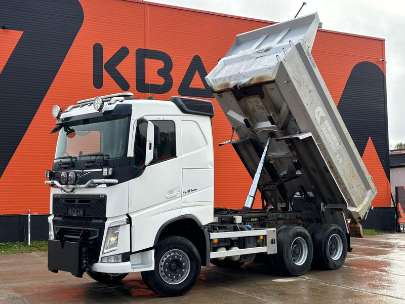 Volvo FH 540 6x4 RETARDER / TANDEM AXLE LIFT / SNOWPLOW EQUIPMENT / BOX L = 4473 mm - Istovarivač: slika 2 Volvo FH 540 6x4 RETARDER / TANDEM AXLE LIFT / SNOWPLOW EQUIPMENT / BOX L = 4473 mm - Istovarivač: slika 2