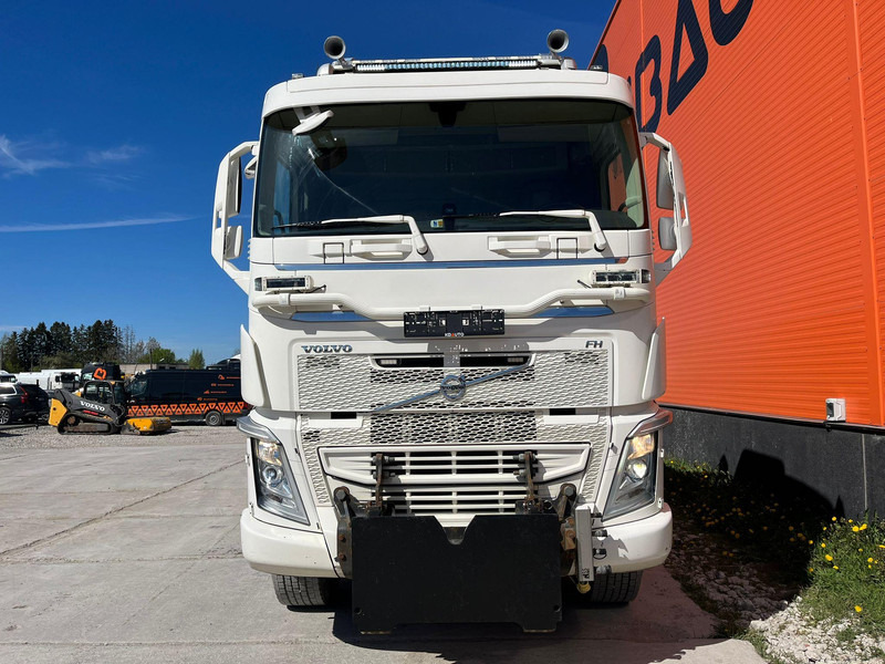 Volvo FH 540 8x4 RETARDER / TANDEM AXLE LIFT / BIG AXLES / BOX L=5704 mm - Istovarivač: slika 2 Volvo FH 540 8x4 RETARDER / TANDEM AXLE LIFT / BIG AXLES / BOX L=5704 mm - Istovarivač: slika 2