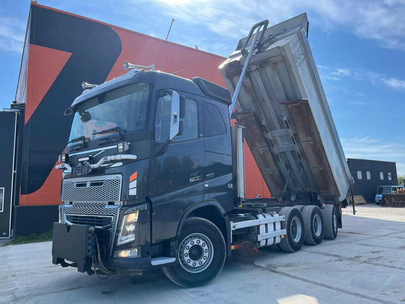 Volvo FH 750 8x4*4 UNDERBODY SCRAPER / RETARDER / BOX L=5940 mm - Istovarivač: slika 2 Volvo FH 750 8x4*4 UNDERBODY SCRAPER / RETARDER / BOX L=5940 mm - Istovarivač: slika 2
