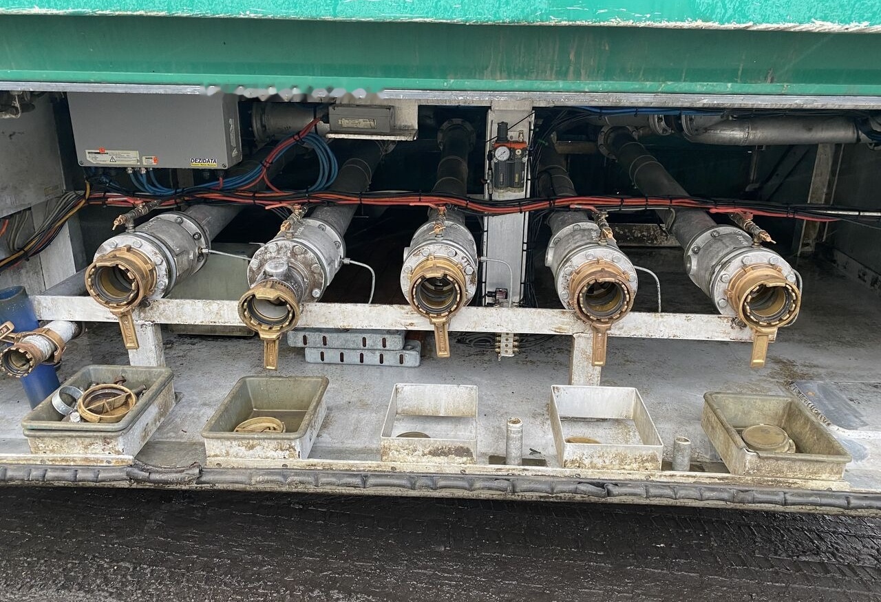 Poluprikolica cisterna za prevoz goriva LAG: slika 11 Poluprikolica cisterna za prevoz goriva LAG: slika 11