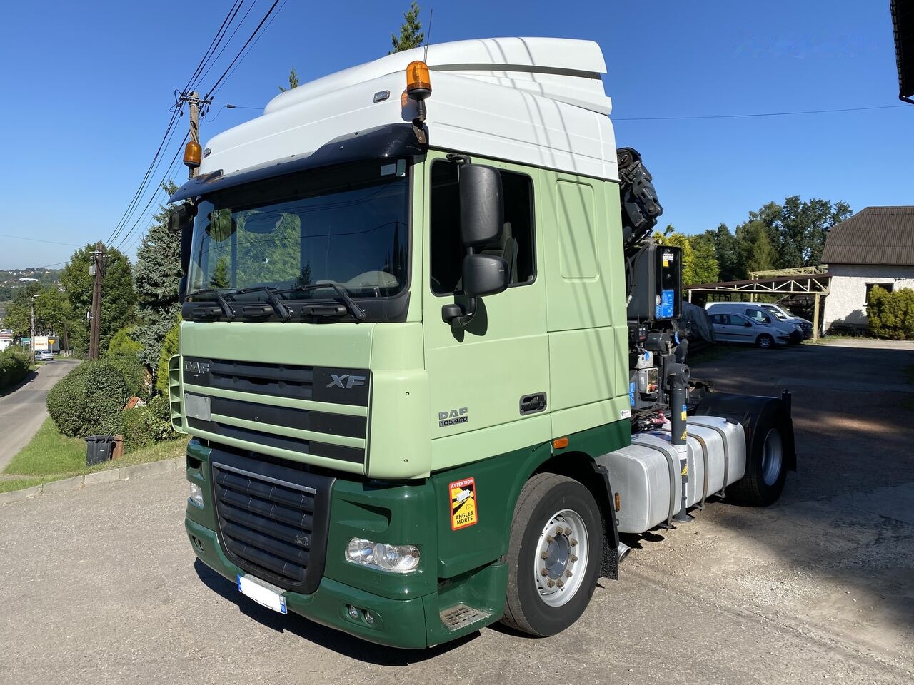 DAF XF 105 460 - Tegljač: slika 1 DAF XF 105 460 - Tegljač: slika 1