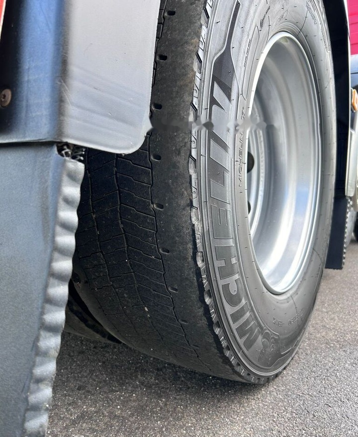 Tegljač Volvo FH 500: slika 33