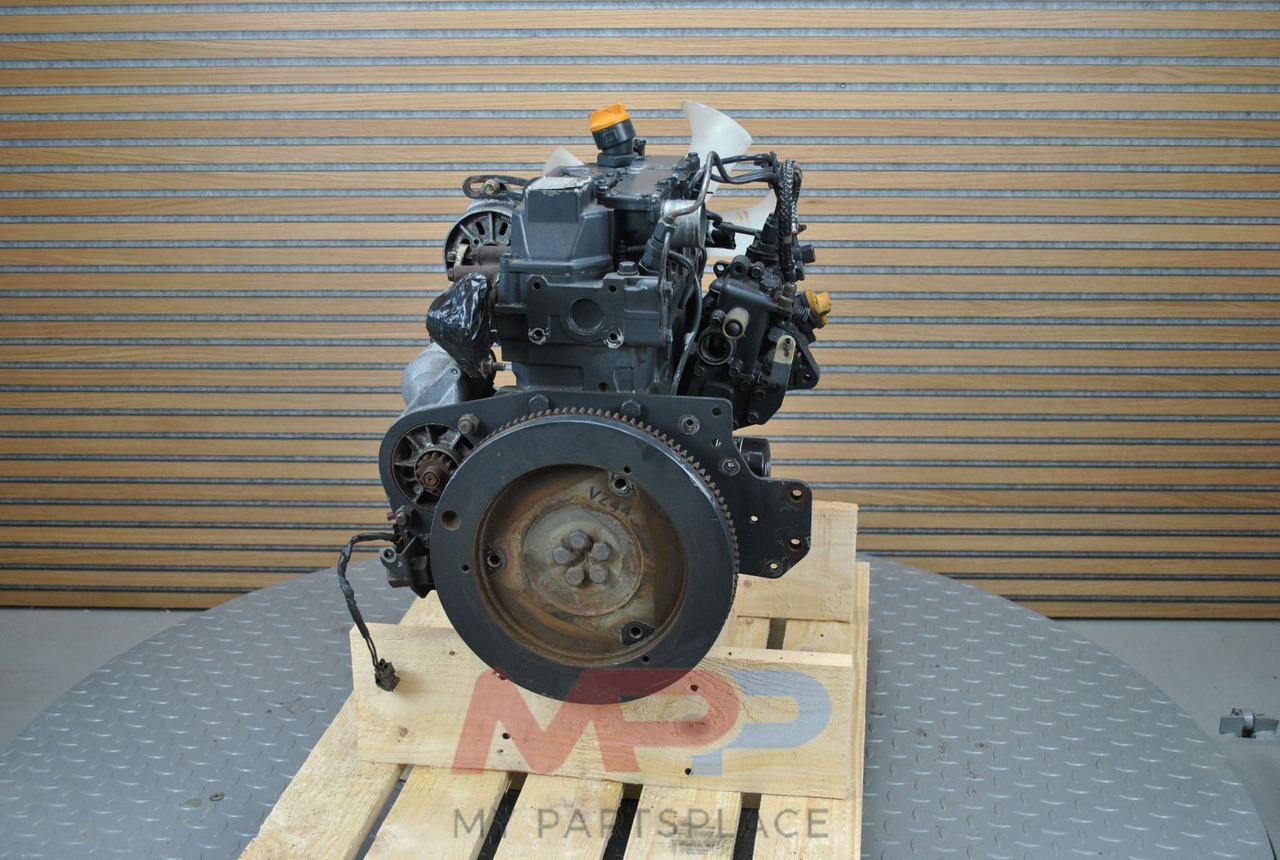 Isuzu 3CB1 - Motor: slika 3 Isuzu 3CB1 - Motor: slika 3