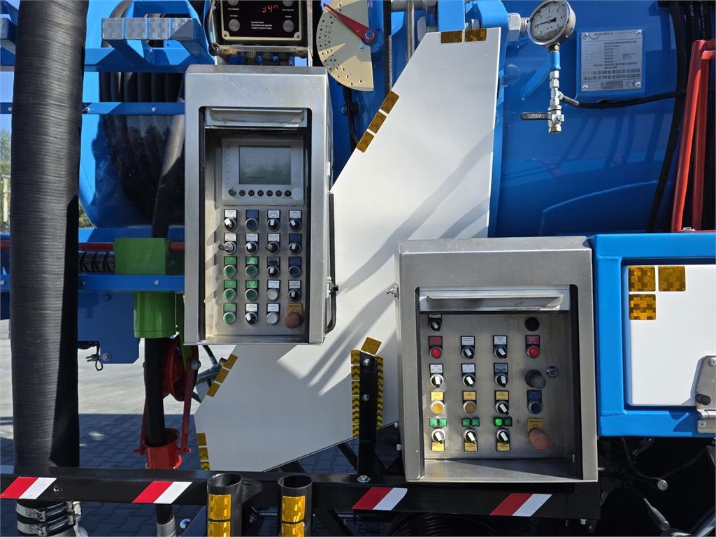 Lizing  DAF WUKO KROLL 2 x URACA KOMBI FOR SEWER CLEANING DAF WUKO KROLL 2 x URACA KOMBI FOR SEWER CLEANING: slika 22