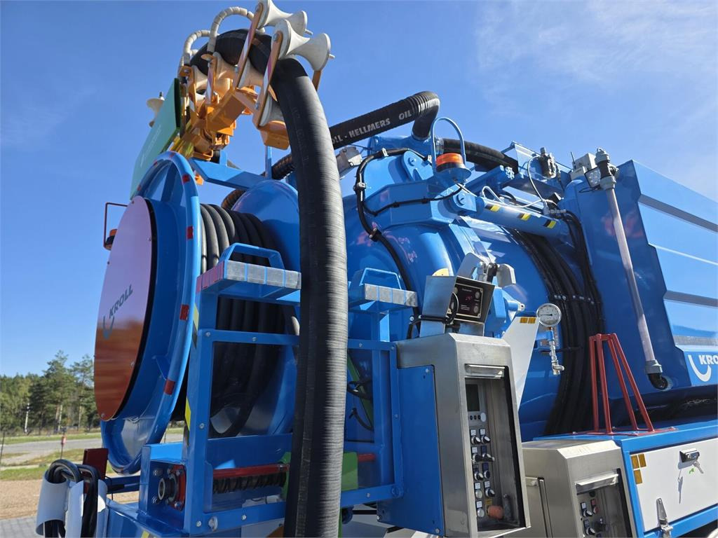 Lizing  DAF WUKO KROLL 2 x URACA KOMBI FOR SEWER CLEANING DAF WUKO KROLL 2 x URACA KOMBI FOR SEWER CLEANING: slika 20