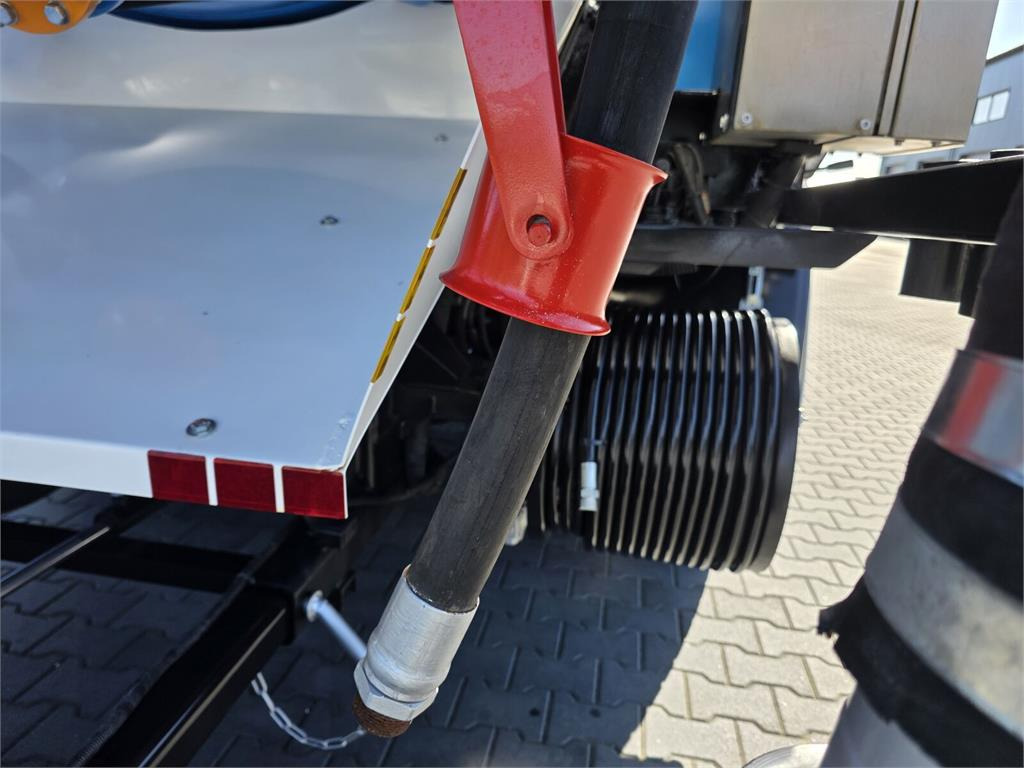Lizing  DAF WUKO KROLL 2 x URACA KOMBI FOR SEWER CLEANING DAF WUKO KROLL 2 x URACA KOMBI FOR SEWER CLEANING: slika 21