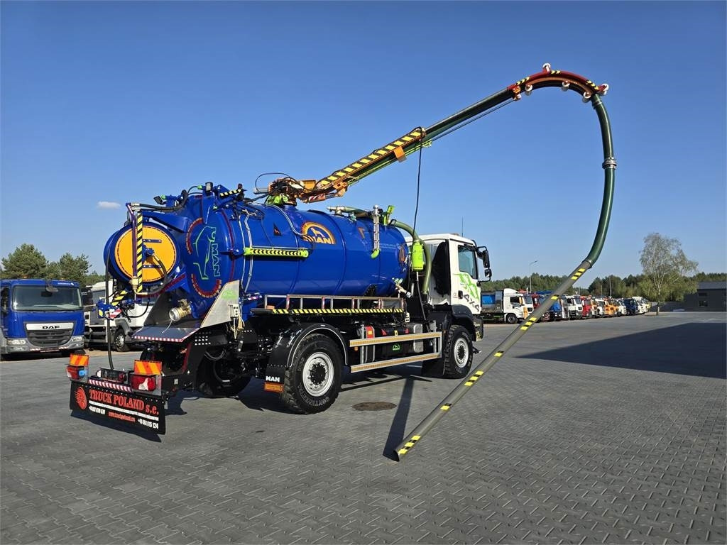 Korisno/ Posebno vozilo MAN TGM 4x4 GAMON PW8 for collecting liquid waste sepa: slika 15