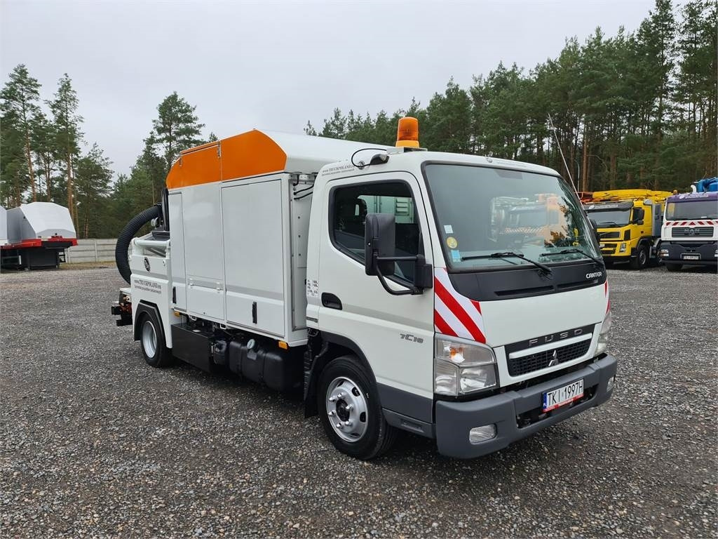 Mitsubishi CANTER RSP odkurzacz koparka ssąca Saugbagger CITY - Korisno/ Posebno vozilo: slika 2 Mitsubishi CANTER RSP odkurzacz koparka ssąca Saugbagger CITY - Korisno/ Posebno vozilo: slika 2