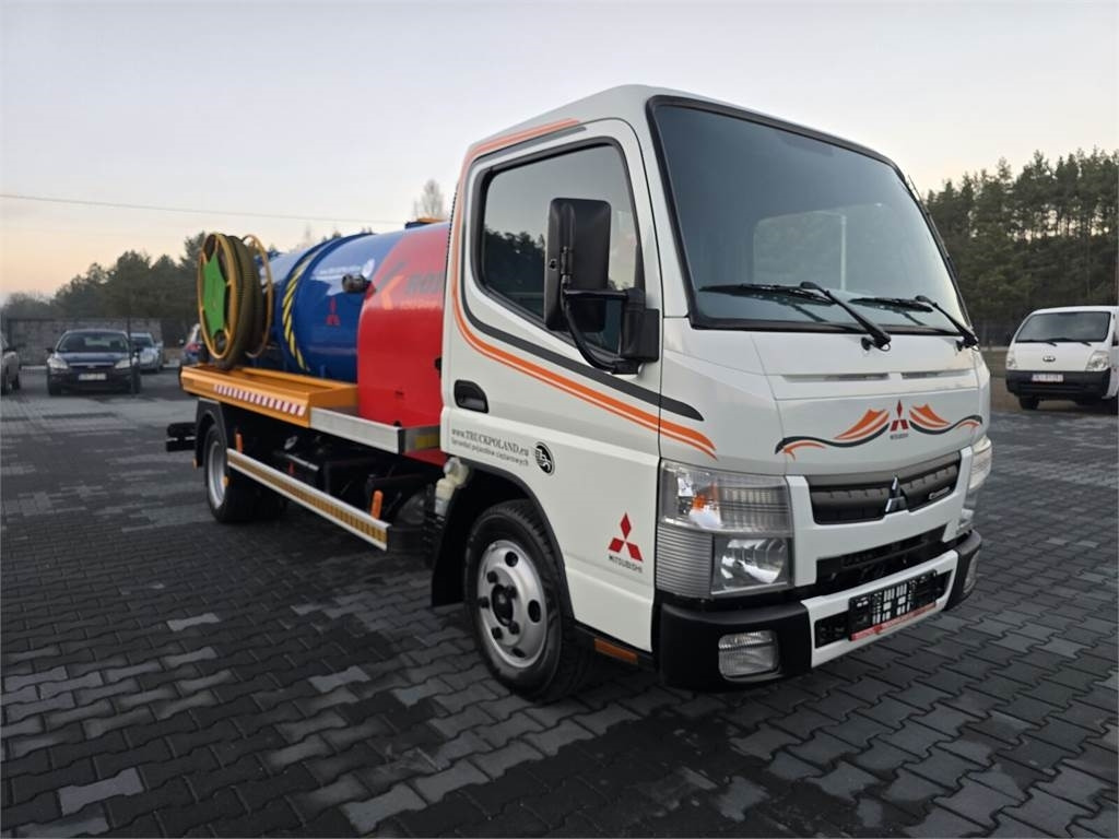 Mitsubishi ROM SMART COMBI WUKO HOT WATER FOR CLEANING SEWAGE - Korisno/ Posebno vozilo: slika 2 Mitsubishi ROM SMART COMBI WUKO HOT WATER FOR CLEANING SEWAGE - Korisno/ Posebno vozilo: slika 2