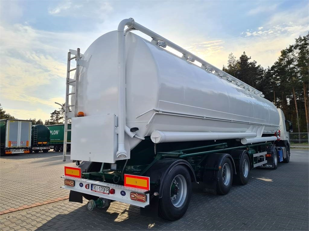 Lambrecht with suction WELGRO fodder, flour, wheat  - Poluprikolica cisterna: slika 1 Lambrecht with suction WELGRO fodder, flour, wheat  - Poluprikolica cisterna: slika 1