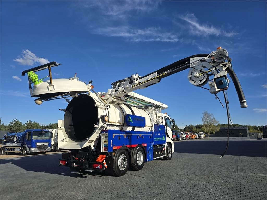 MAN ASSMANN ADR KOMBI FOR CLEANING CANALS WUKO - Vakuumska cisterna: slika 1 MAN ASSMANN ADR KOMBI FOR CLEANING CANALS WUKO - Vakuumska cisterna: slika 1