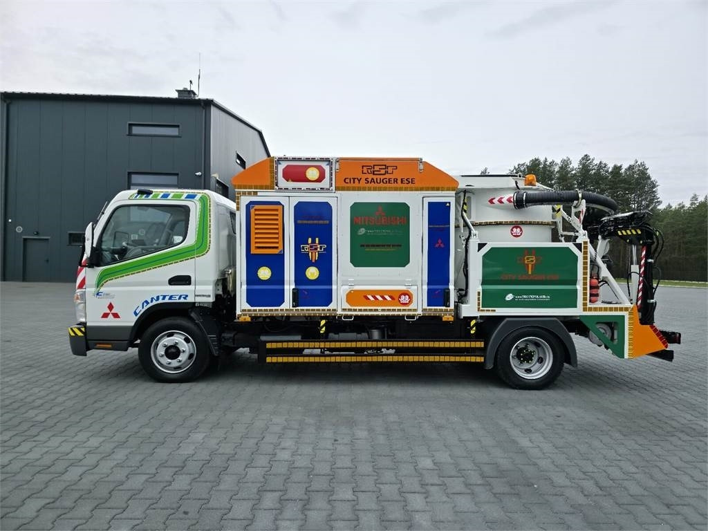Mitsubishi CANTER odkurzacz koparka ssąca Saugbagger CITY SAU - Vakuumska cisterna: slika 4 Mitsubishi CANTER odkurzacz koparka ssąca Saugbagger CITY SAU - Vakuumska cisterna: slika 4